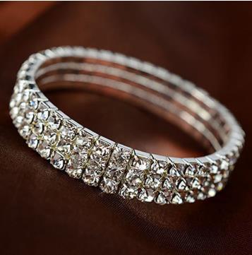 Leuke Mini Hond Bling Strass Chocker Halsbanden Fancy Chihuahua Hond Ketting Strass Diamante: Three layers