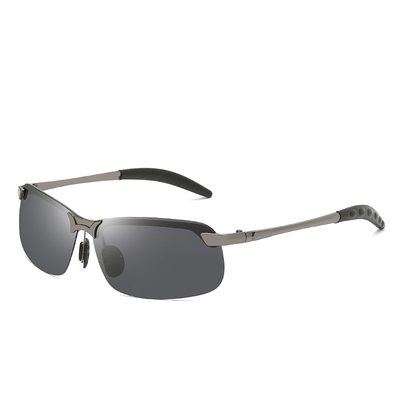 Photochromic Sunglasses Night Vision Goggles: Gray