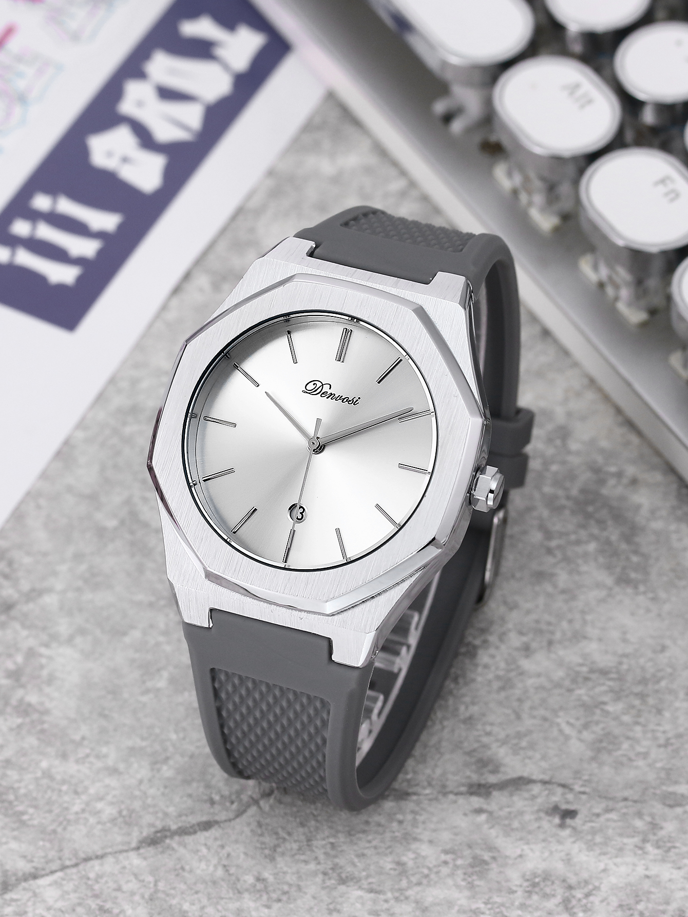 Montre à quartz pour hommes, sport de loisirs Simple, montre-bracelet décontractée et étanche: WHITE