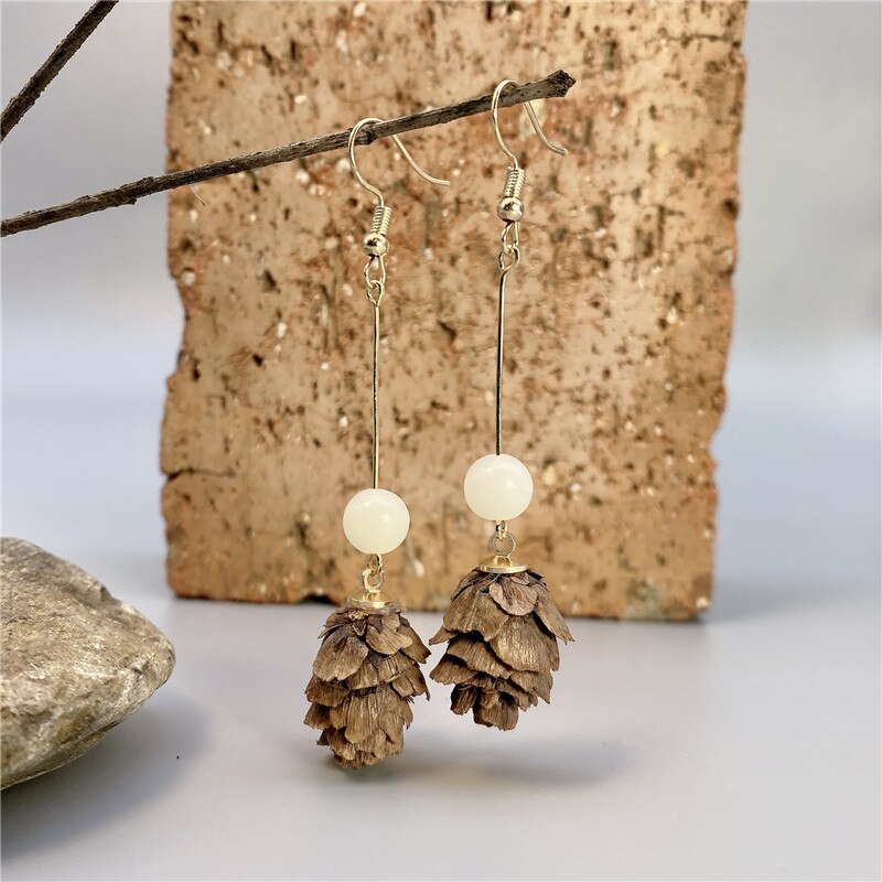 Nature Inspired Natural Acorn &amp; Pinecone Dangled Earrings Oak Tree Handmade Woodland Jewellery Autumn Botanical Earrings: Pinecone