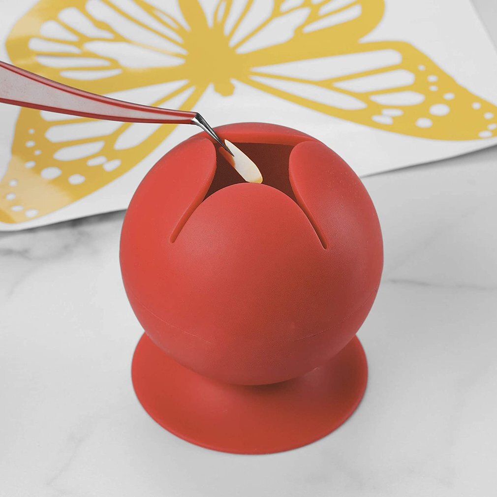 Compact Scrap Storage Ball Multi-function Silicone Storage Ball Lightweight Suction Vinyl Scrap Collector