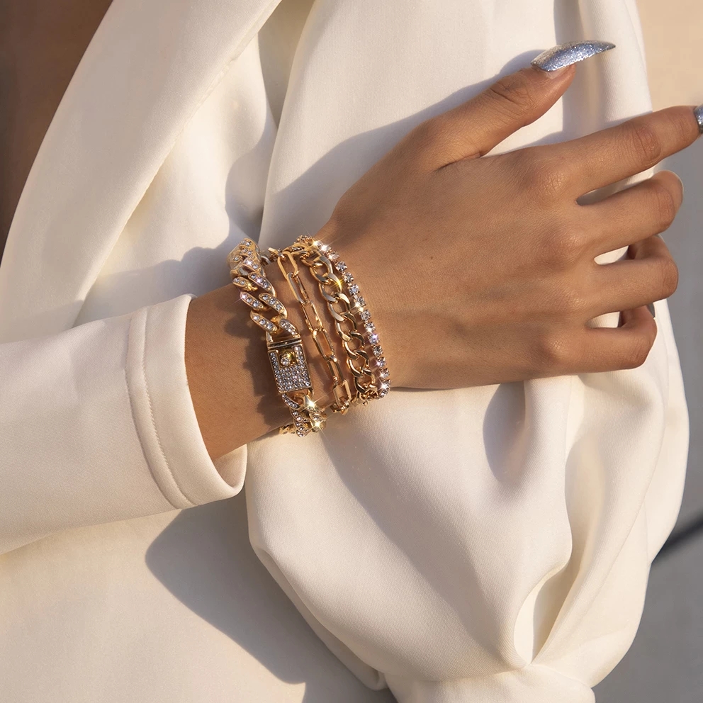 4 Stks/set Luxe Shiny Rhinestone Armbanden Set Bangle Vrouwen Mannen Verstelbare Clear Crystal Chunky Link Charm Armband Hand Sieraden: Licht Geel Goud Kleur