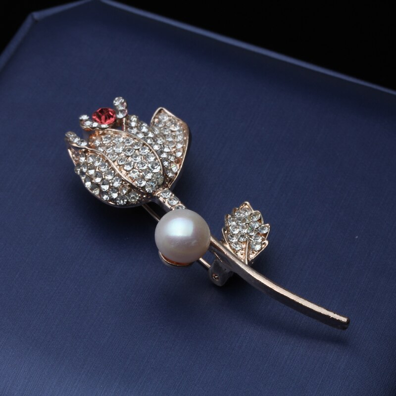 Freshwater Pearl Brooches Female Sparkly Silver Color Pin Brooch For Women Wedding Party Dress Badge Fine Jewelry