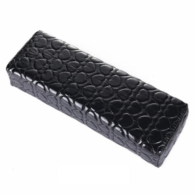 Profesjonalna skórzana ręka poduszka brzoskwinia serce miłość tłoczone ręka podłokietniki poduszka paznokci artystyczny manicure pielęgnacja uroda narzędzie jak z salonu: czarny