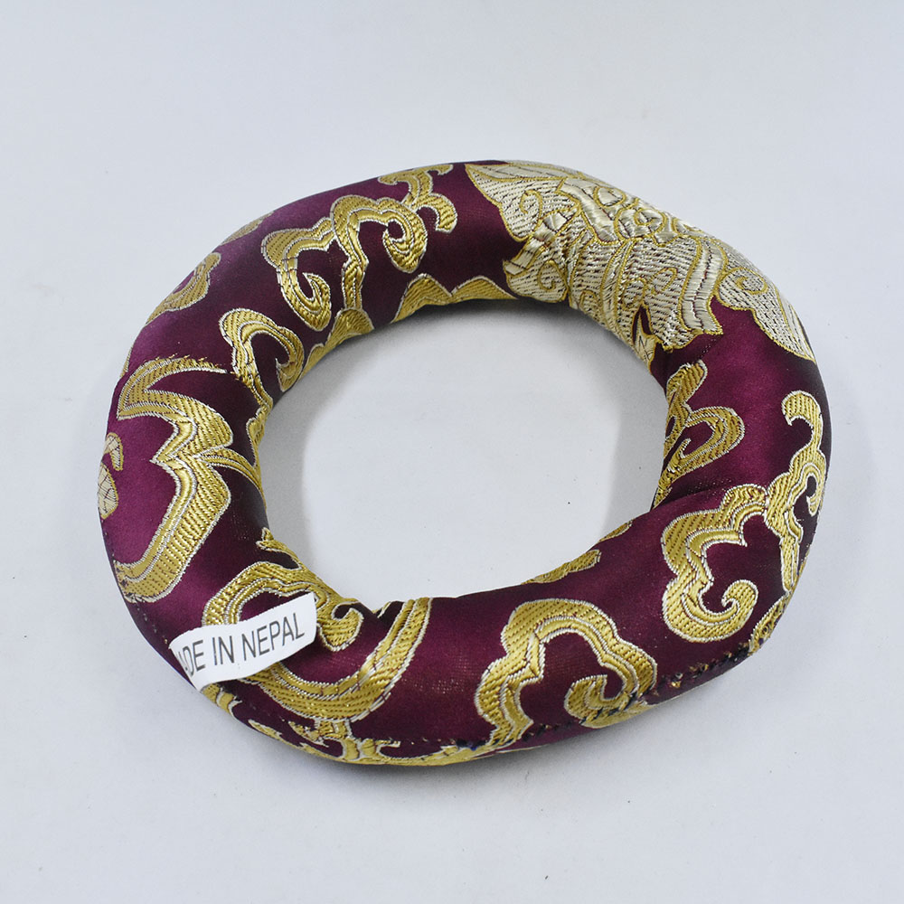 Golden Klankschalen Met Mantra Binnen Mooi Geluid Voor Meditatie 13 Cm