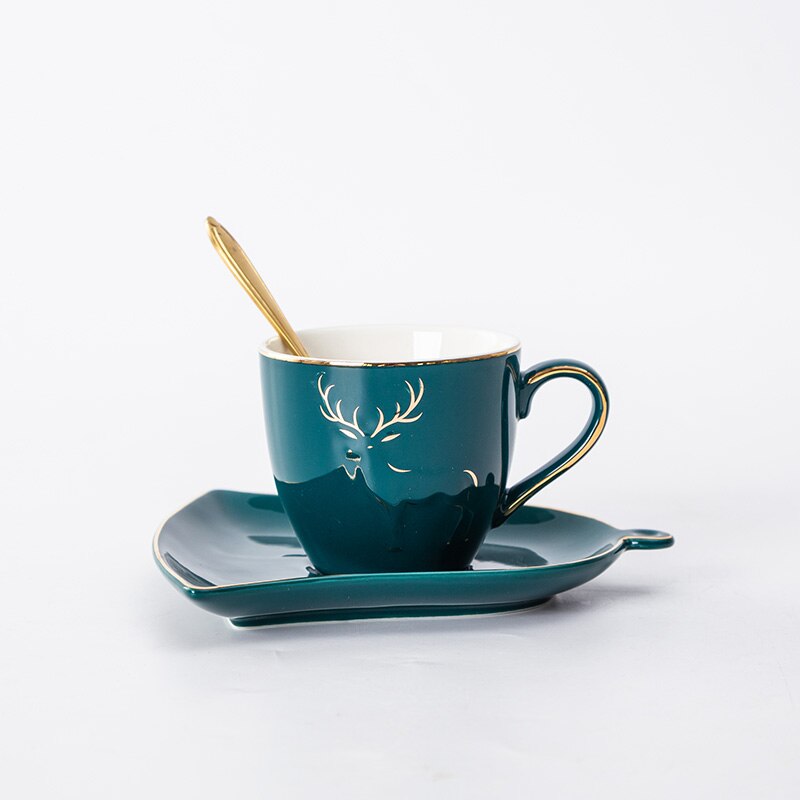 Di lusso Per La Casa In Ceramica Tazza Piattino Creativo Oro di Cervo Tazza di Caffè Piatto Spuntino Piatto Piatto Set Semplice Britannico Pomeriggio Tazza di Tè con il Cucchiaio