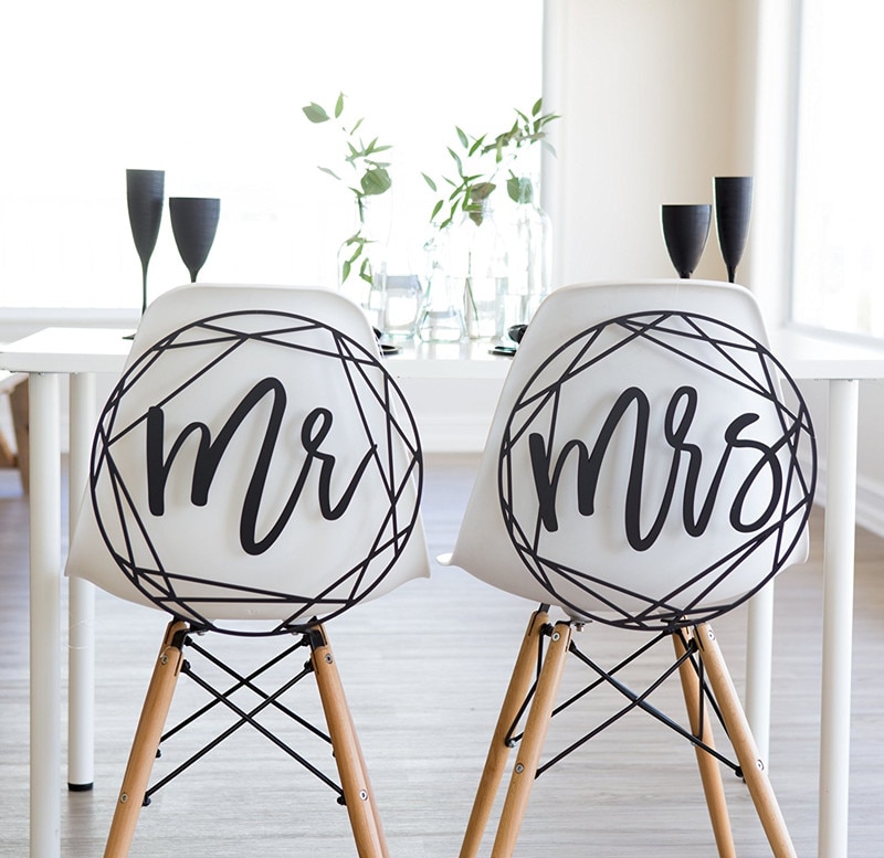Modern Wedding Chair Signs Geometric Style for Bride and Groom Wedding Chairs, Minimalist Calligraphy Hanging Signs Set