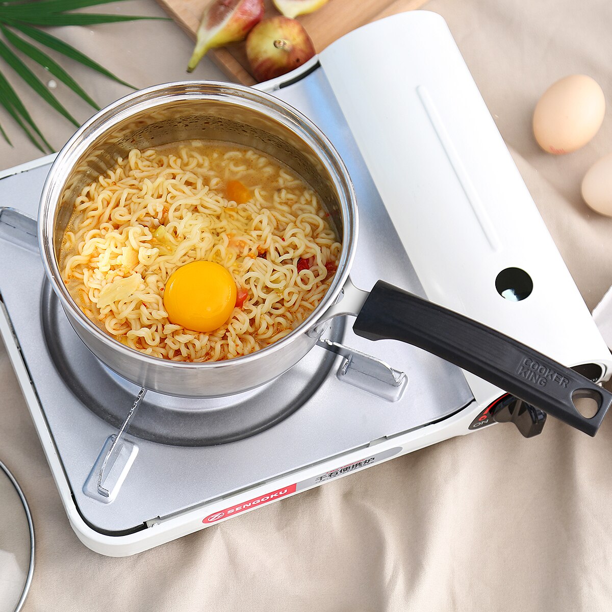 COOKER KING 16cm Classic Stainless Steel Sauce Pan Lightweight Milk Pot Suitable for Cooking Milk , Suitable for Various Stoves