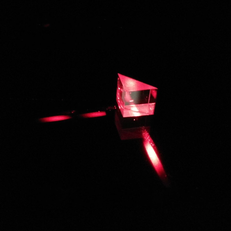 Optical Glass Triangular Prism Lsosceles K9 Tri Prism With Beveled Reflecting Film Optics 5 x 5 x 5mm