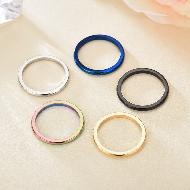 Mode 2mm Kleurrijke Regenboog Ring Rvs Ring Mannen Vrouwen Wedding Band Heren Dames Paar Ringen Sieraden Accessoires
