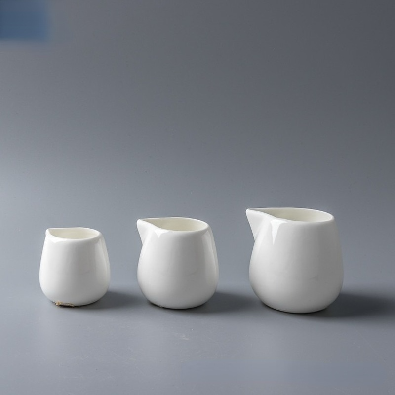 Zuiver Wit Kleine Melk Cup Cafe Mini Melk Tank Melk Pot Honing Melk Kopje Koffie Melkkan Keramische Mini Melk pot Koffie Accessoires