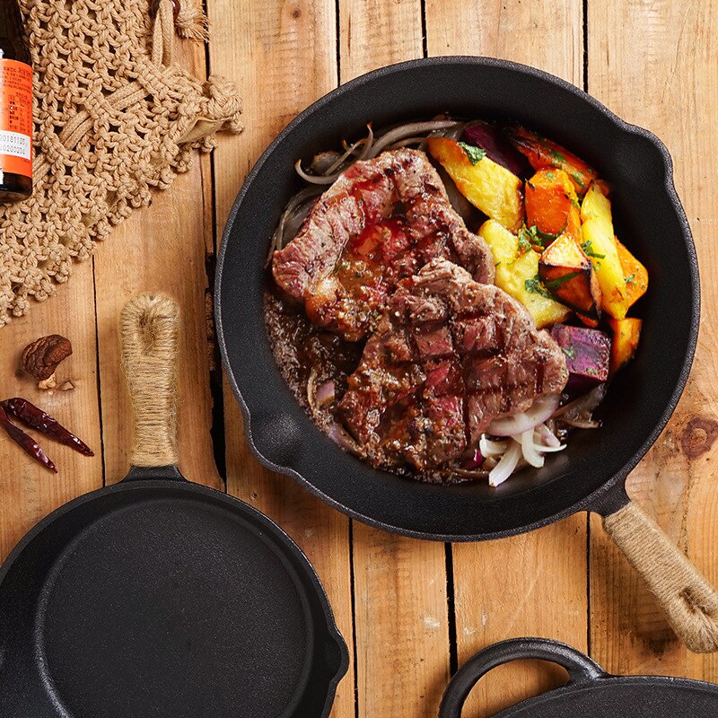 Outdoor Camping Non-stick Koekenpan Lange Handvat Gietijzeren Koekenpan Grill Pan 20Cm/26cm Pannen Gebakken Steak Fornuis