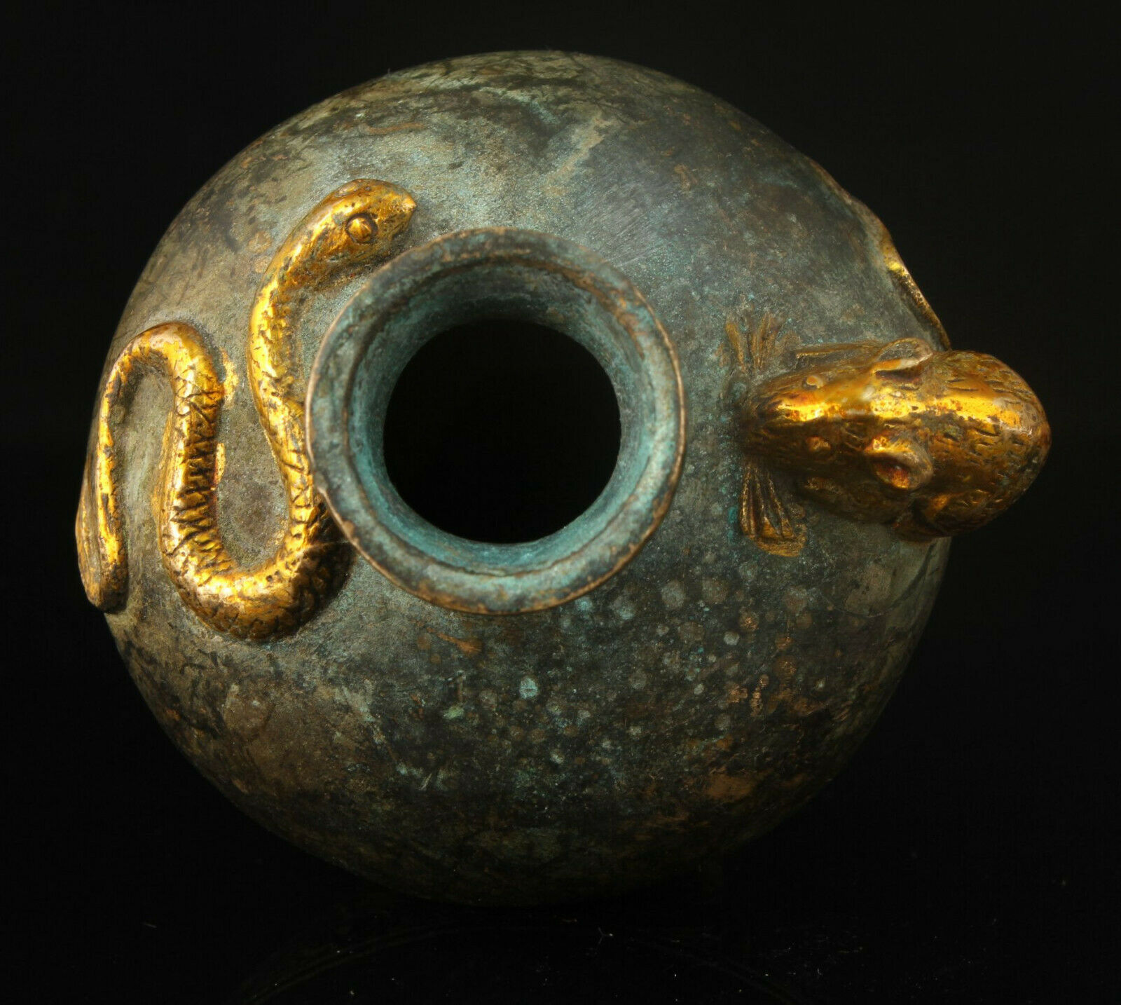 Kina håndværk prægning retro bronze forgyldt slange rotte vase boligdekoration