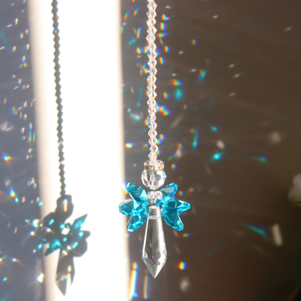 Rainbow Crystal Hanging Crystal Wind Chimes Butterfly Bird Prisms Crystal Pendant for Window Garden Home Decoration: Light Blue