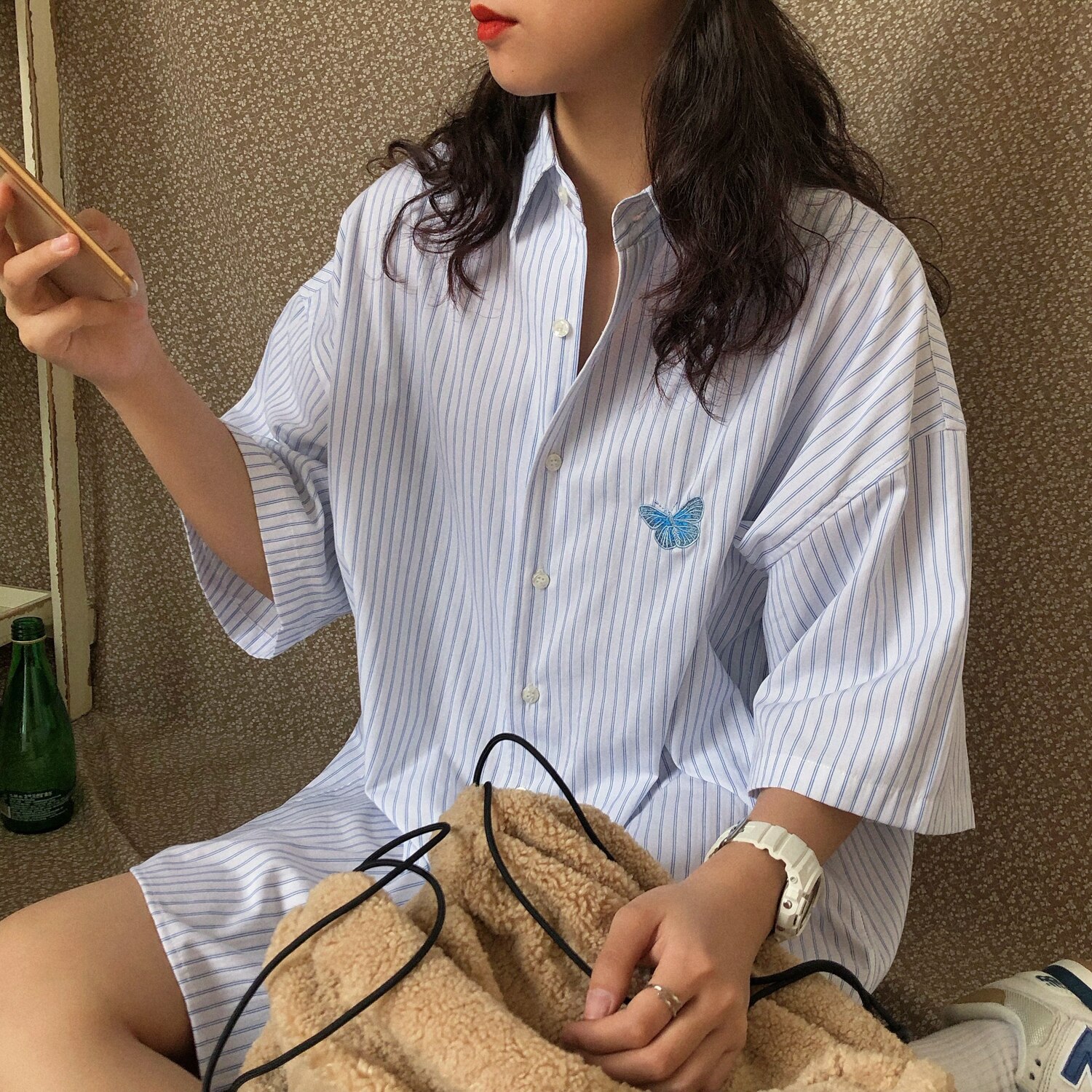 Iefb / herretøj sommerfuglbroderi koreansk stil skjorte afslappet par oversize stribet skjorte tidevandstøj 9 y 2669