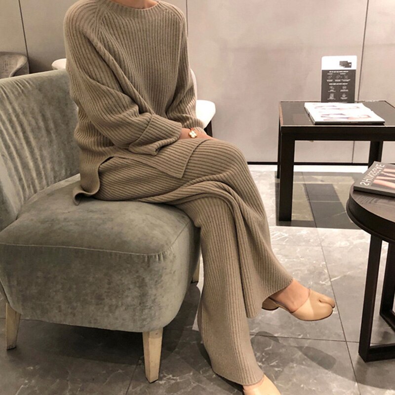 Sweater Suit Round Neck Side Slit Knitted Sweater All-match Drape Wide-leg Pants Trousers Two-piece Suit: 01