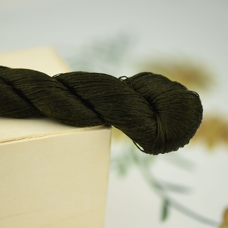 silk embroidery thread / 100% silk thread /hand embroidery embroider cross stitch/ Mould green/8 gradient color: 8