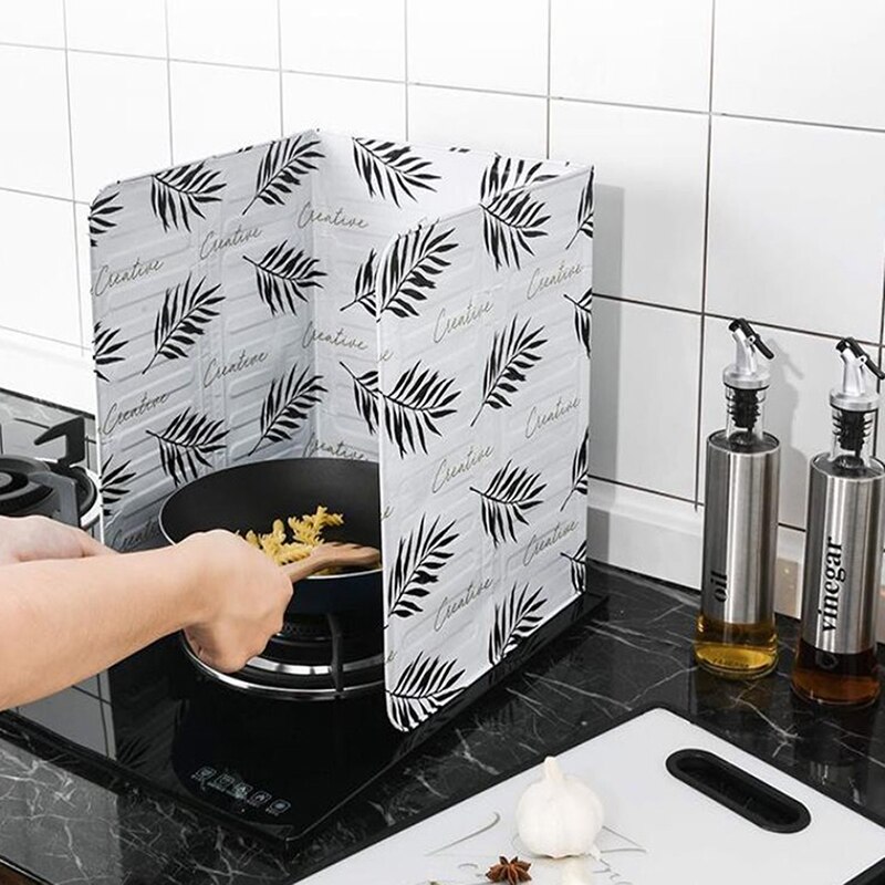 Baffle Plate Kitchen Oil Splash Protection Screen Kichen Accessories Aluminum Foldable Splatter Screens Kitchen Gas Stove