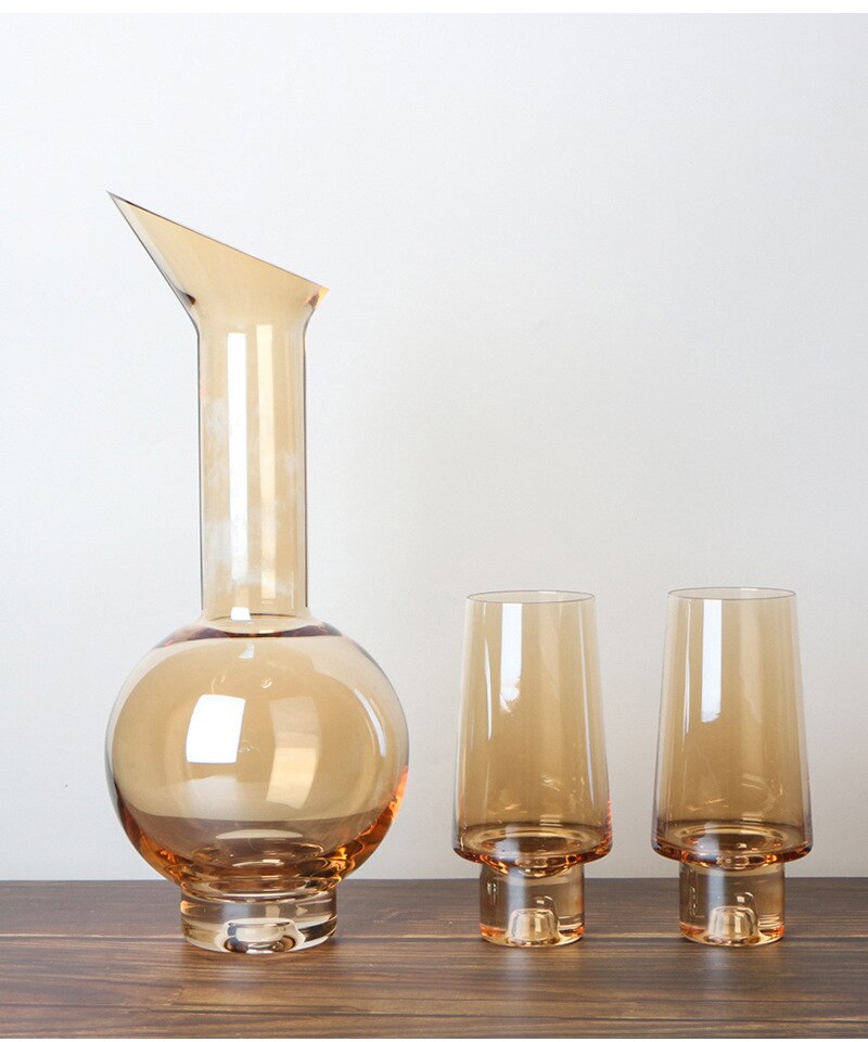 European Style Gradient Glass Cold Water Bottle Set, Light Luxury Smoky Gray Water Bottle Set, Red Wine Glass: Golden suit