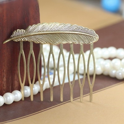 Vintage 8 Teeth Comb Hair Jewelry Charm Women Leaf Hairpin Feather Hairclips Barrettes Retro Hair Wear Accessories DIY