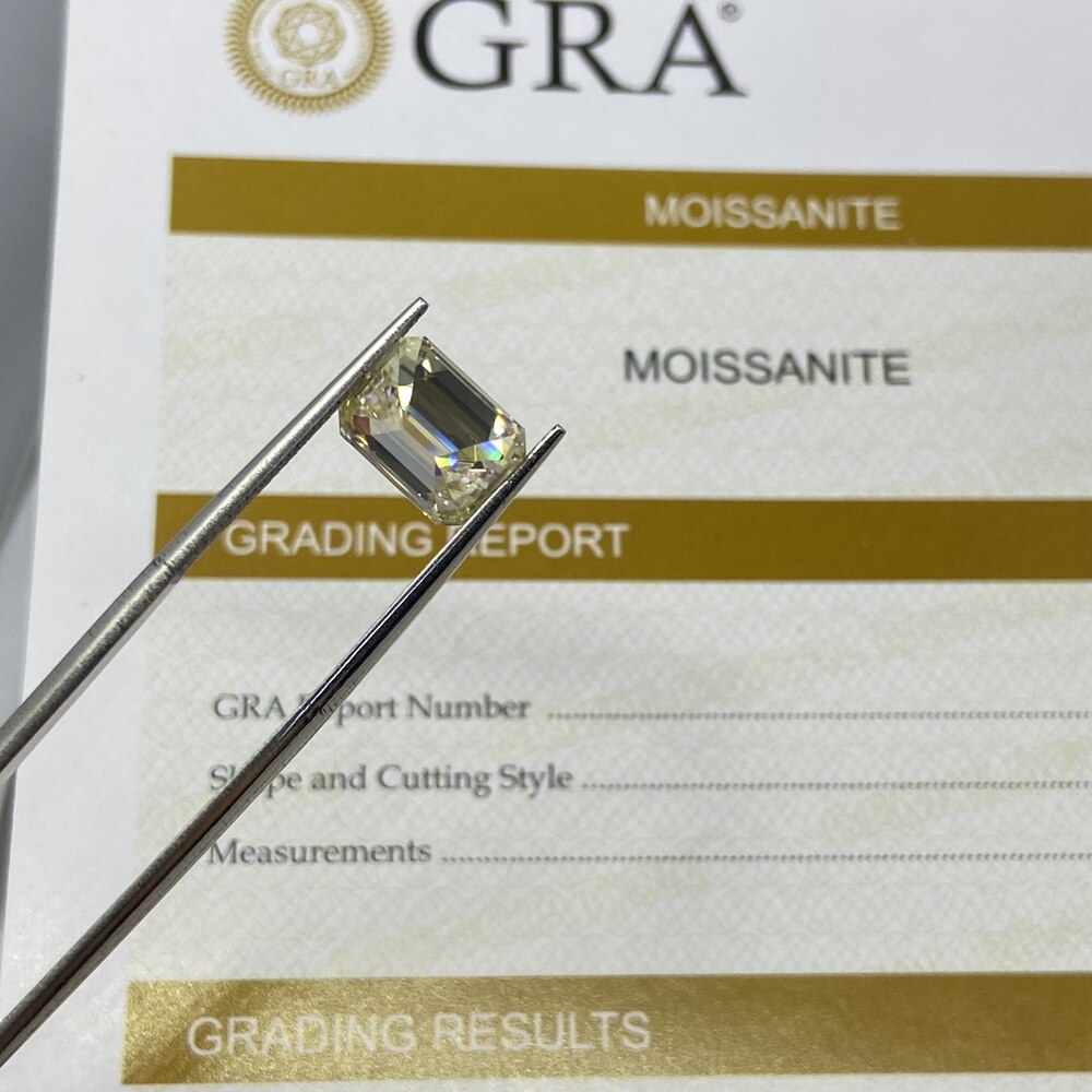 China Meixidian 4*6 MM 0.5 Carat VVS Emerald Cut Gemstone With GRA Certificate Yellow Moissanite Diamonds