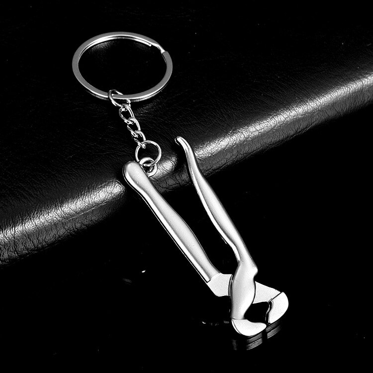 ¡Producto en oferta! Mini llave inglesa de Metal ajustable, llavero con anilla, llavero de , de: Amarillo