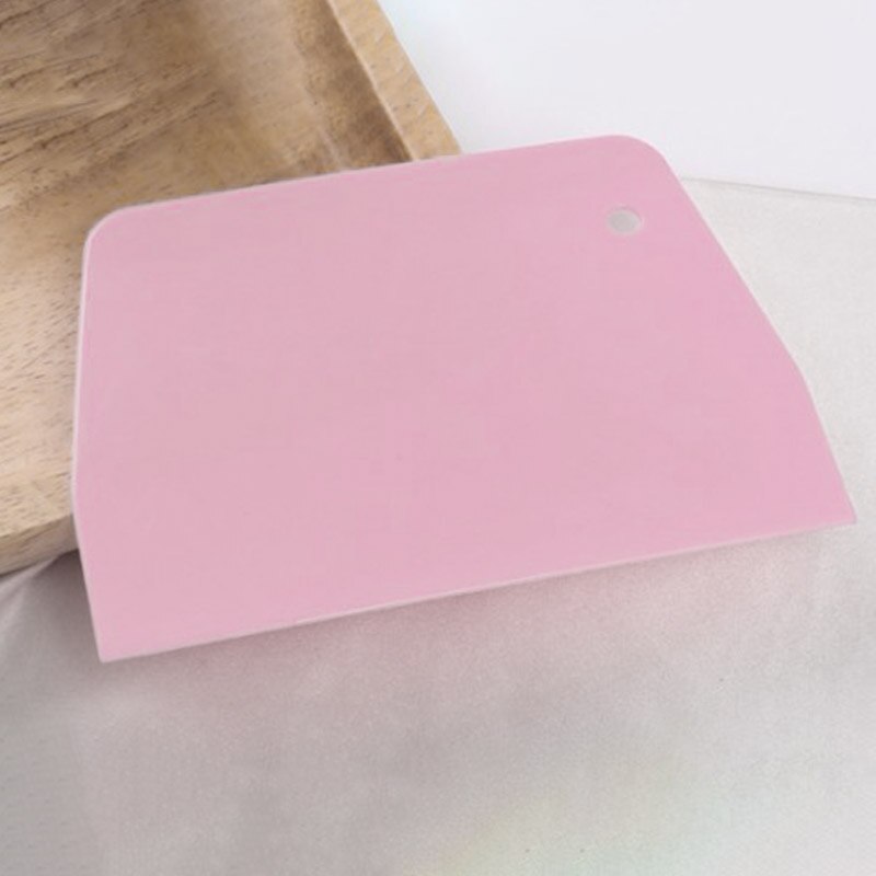 Pink Trapezoidal Cake Cream Scraper Noodle Scraper Noodle Knife Rice Noodles Cut Baking Tools Easy To Hold and Use 1pc