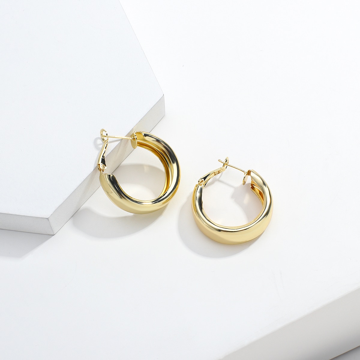 AENSOA minimalistyczne duże koło geometryczne okrągłe duże kolczyki koła dla kobiet dziewczyna kolczyki ślub impreza biżuteria biżuteria punkowa