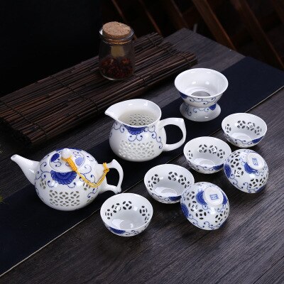 Exquisite Peony Automatic Tea Set Blue and White Ceramic Porcelain Hollow Honeycomb Tea set Teapot Teacup Gaiwan Tea Sets Suit: G