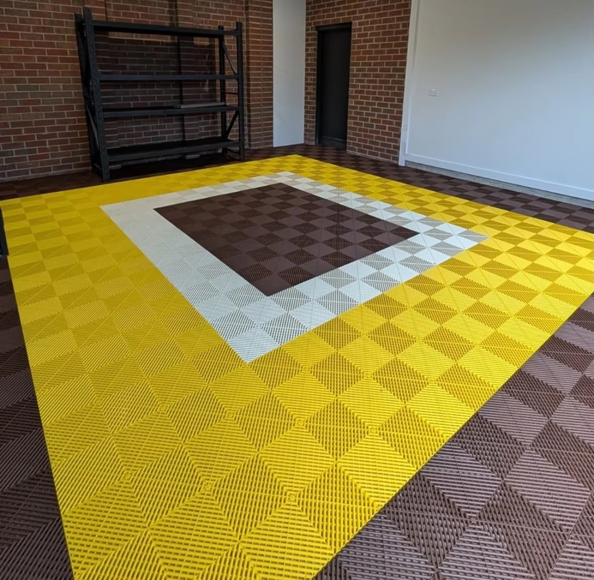 400*400*18mm Anti Slip Garage Flooring Pp Interlocking Floor Modular Workshop Garage Floor Tiles