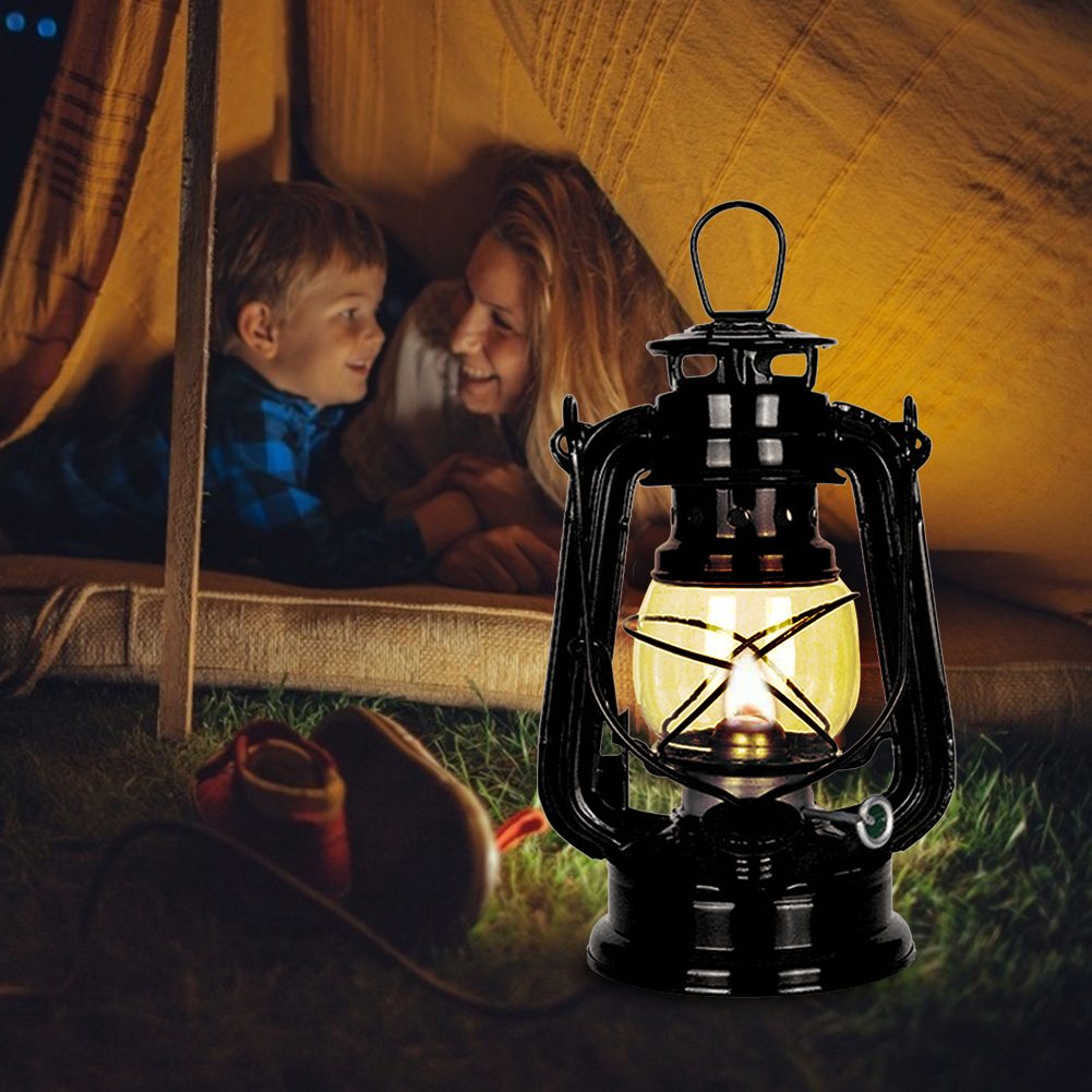 Vintage Hurricane Lantern Metal Kerosene Lantern Fuel Camping Lanterns with Handle for Patio Decoration