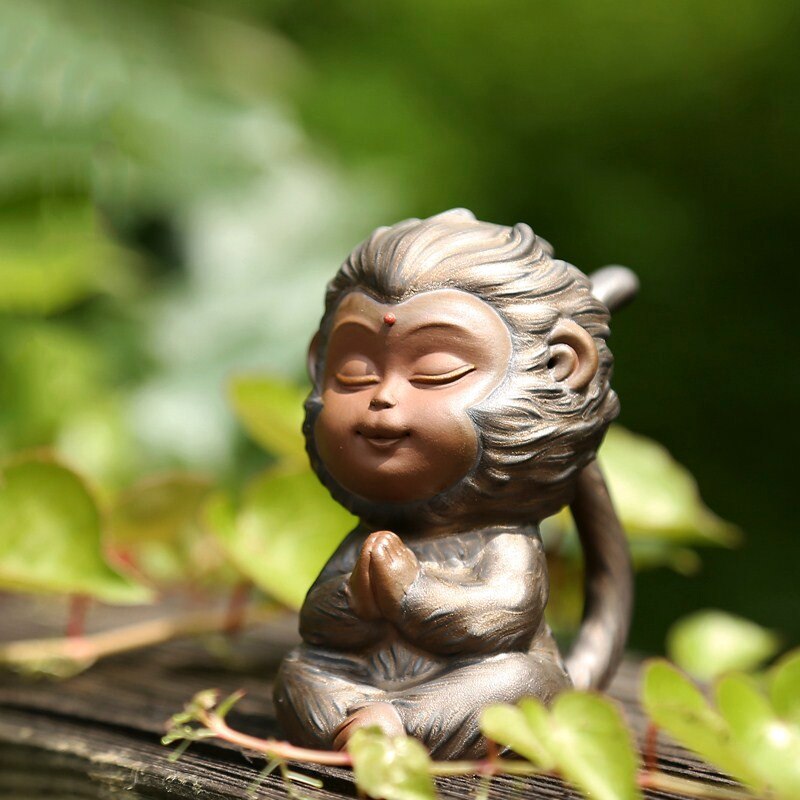 Paarse Klei Oven Change Leuke Aap Koning Thee Huisdier Keramische Handgemaakte Dier Ornamenten Creatieve Auto Decoratie Ambachten