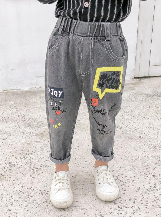 Pantalones vaqueros con estampado elástico cintura para niños, jeans de color con letras, estilo de otoño, ropa de vaquero para bebés