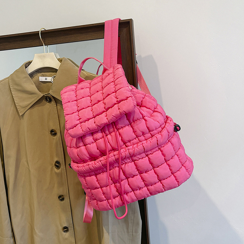 Zaini imbottiti trapuntati alla moda per le donne zaino imbottito in nylon morbido di design per borse da viaggio leggere per ragazze: Radura
