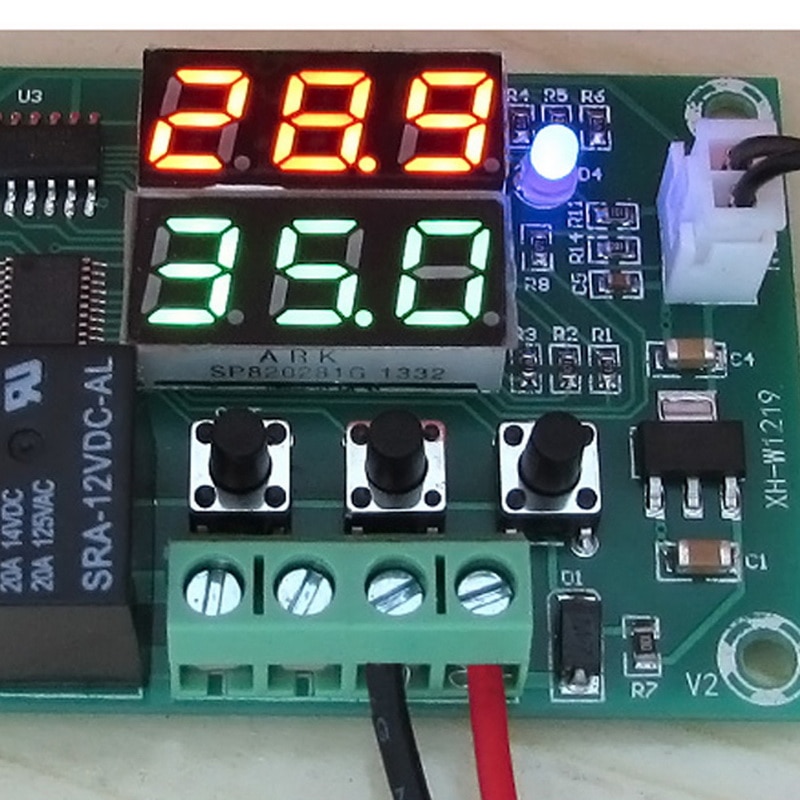 Dual LED Thermostat DC12V Mini Regulator Digital Temperature Controller For Incubator Temp Control Switch Plate XH-W1219