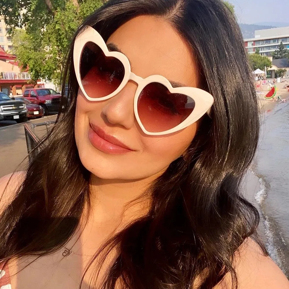 Lunettes de soleil en forme de cœur pour enterrement de vie de jeune fille, décor de mariage, réception nuptiale, fournitures de poule, lunettes pour future mariée et demoiselle d'honneur