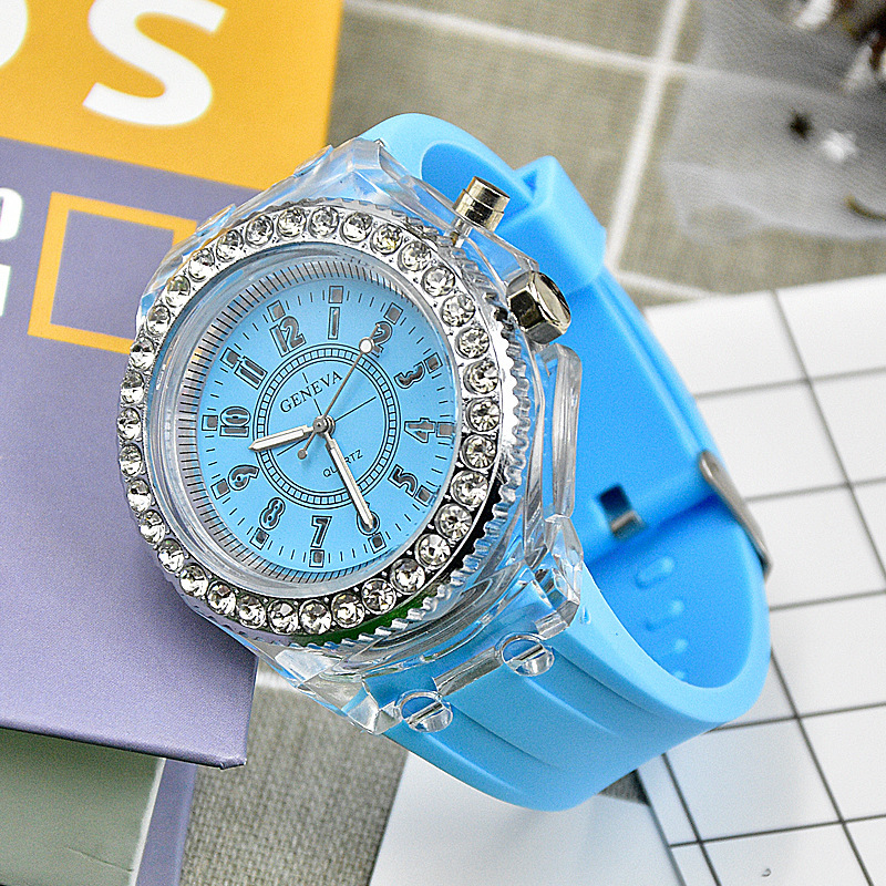 Luminous Quartz Watch for Women Personality Rhinestone Led Geneva Male and Female Students Couple Jelly Wrist Watches: Rose