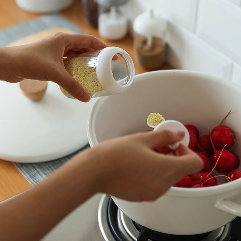 Keuken Organizer Kruidkruik met Deksel Lepel Plastic Kruiderij Blikken Zout Peper Fles Opslag Container Seal Doos Kruiden Blikjes