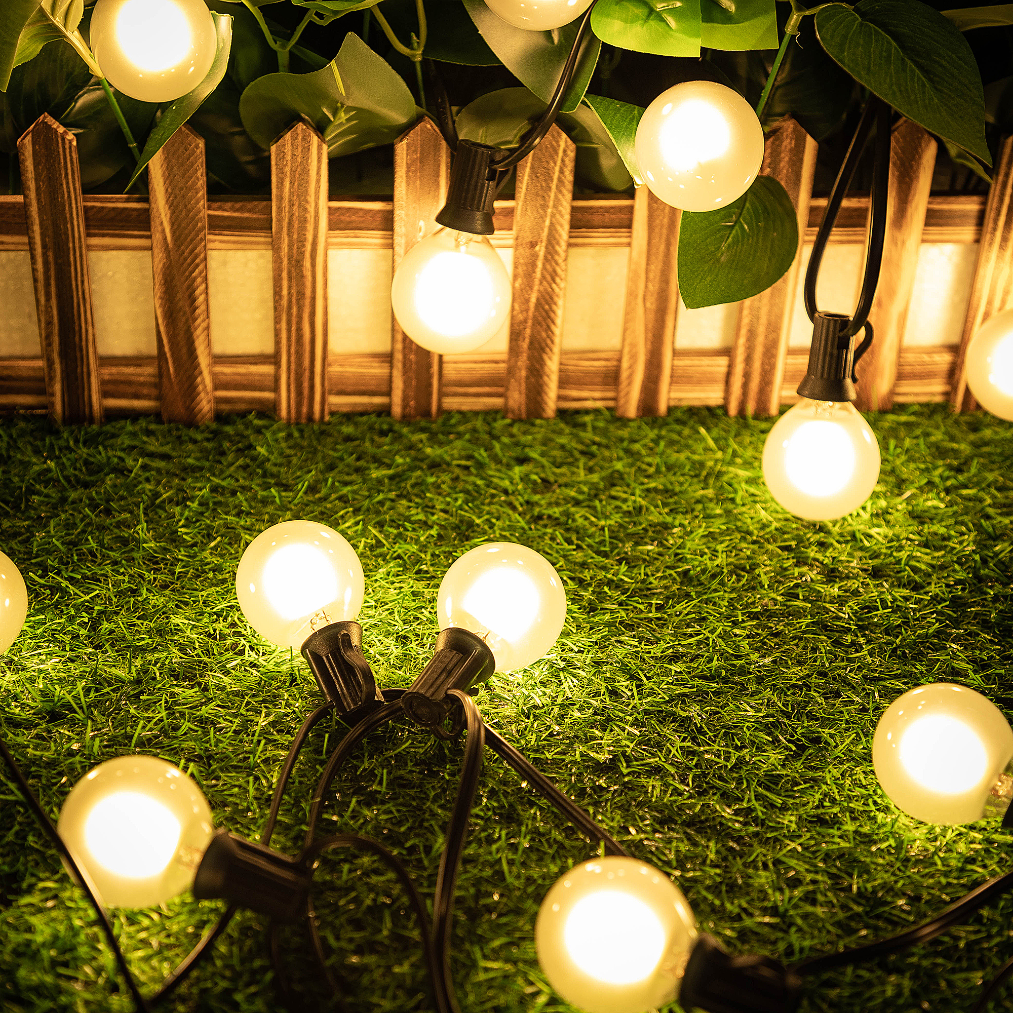 Outdoor Waterproof String Light G40 Frosted Milky Glass E12 Replacement LED Bulbs IP44 Connectable Garden Party Wedding Garland