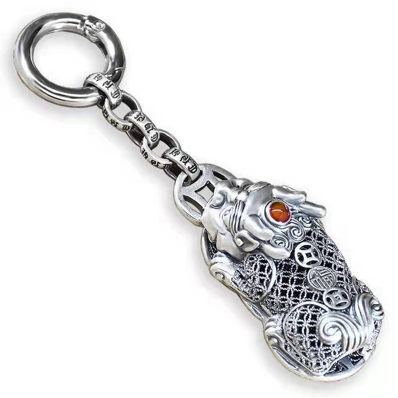 Nationaler wind trend paixiu auto-schlüsselanhänger anhänger für männer und frauen persönlichkeit high-end netz rot metall piqiu auto-ornamente