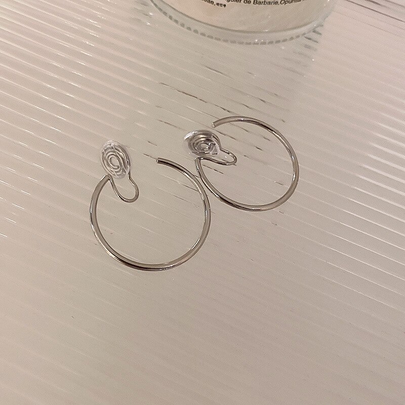Clip Earrings Metal Trendy Round Women Circle Ear Clip Simple Metal Earrings No Ear Hole Simple Jewelry: 4 silver big 
