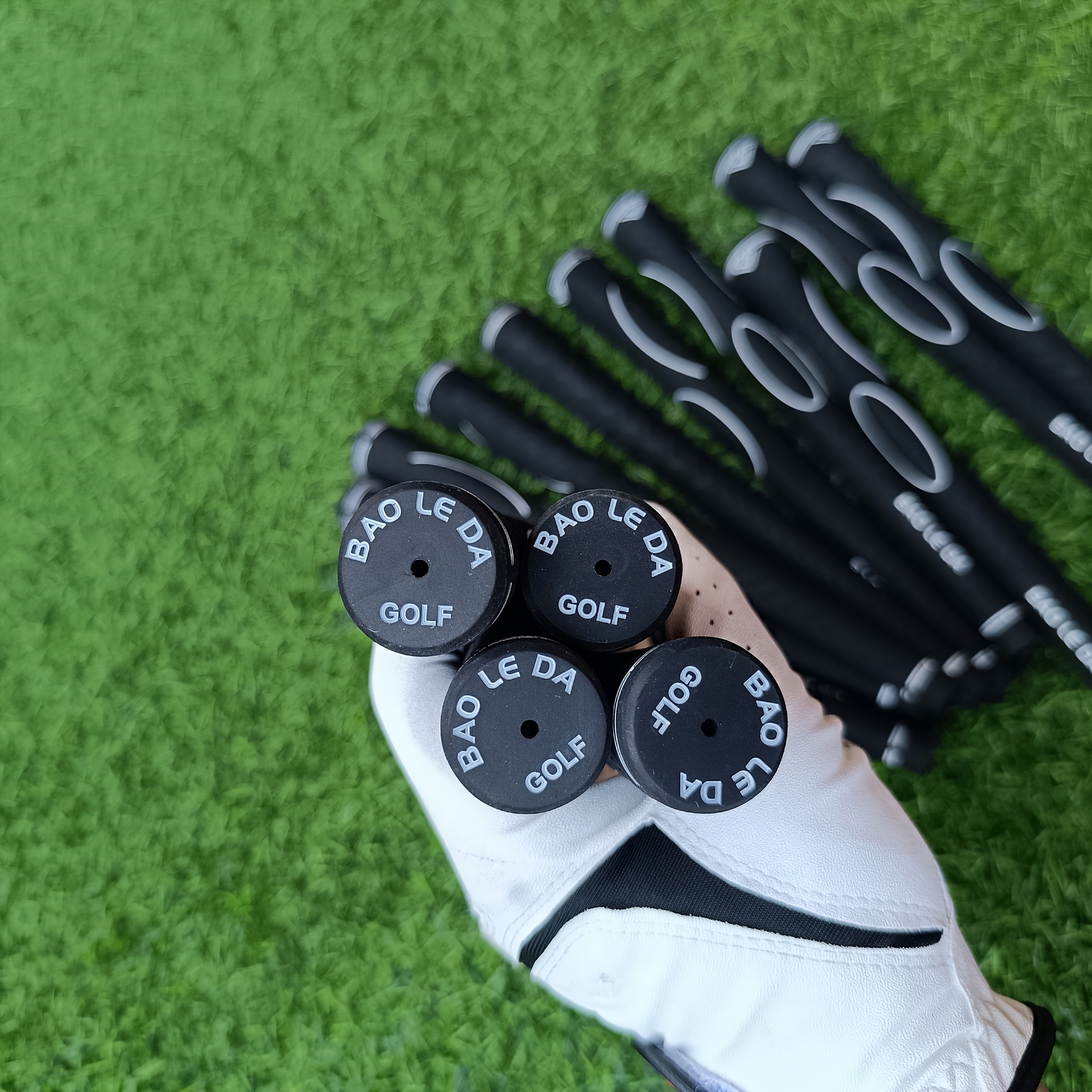 13 Stück in einer Packung, mittelgroßer Golfgriff, runder Golfgriff, Gummi-Golfgriff, mittelgroßer Griff, runde Golfgriffe, Eisengriff, Eisengriff