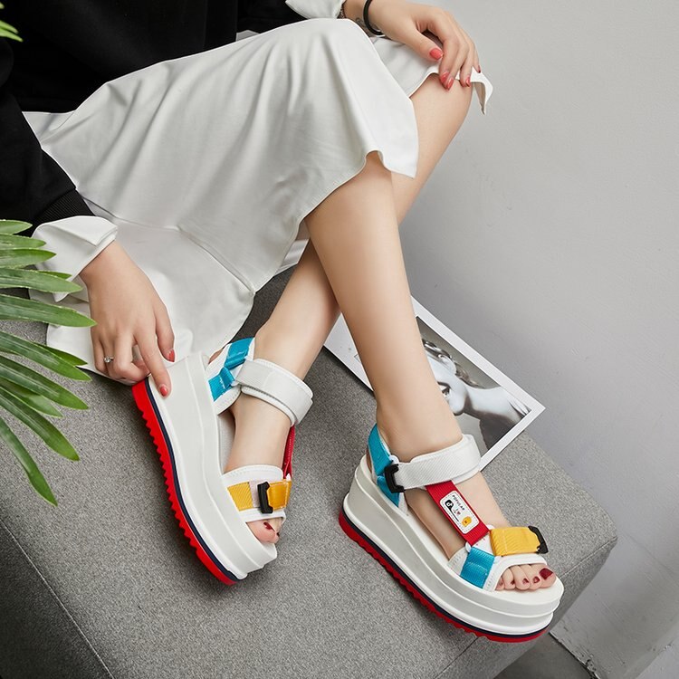 Mode Wiggen Platform Sandalen Vrouwen Hoge Hak-ed Vrouwen Schoenen Gesp Mooie Zomer Schoenen Peep Toe Sandalias Mujer Sneakers: WHITE / 39