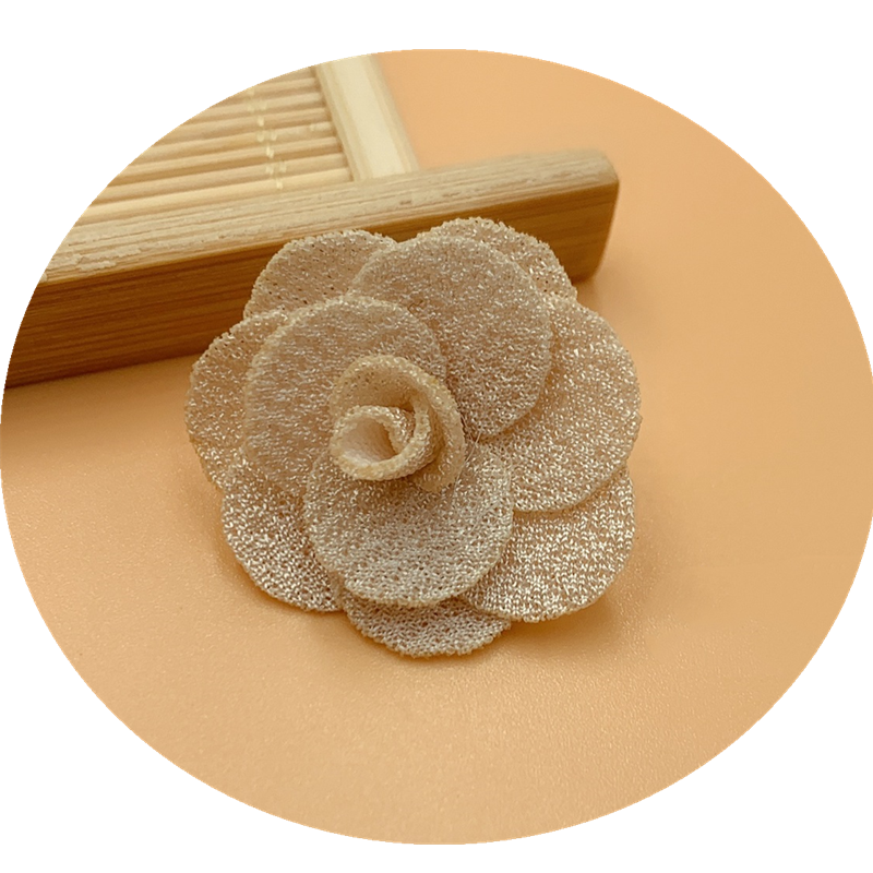 Flor pequeña hecha a mano de 2,5 CM, rosa pequeña tridimensional, pétalo Multicolor, flor pequeña, accesorios para el cabello DIY, 24-48 Uds.: Blanco sin níquel / M