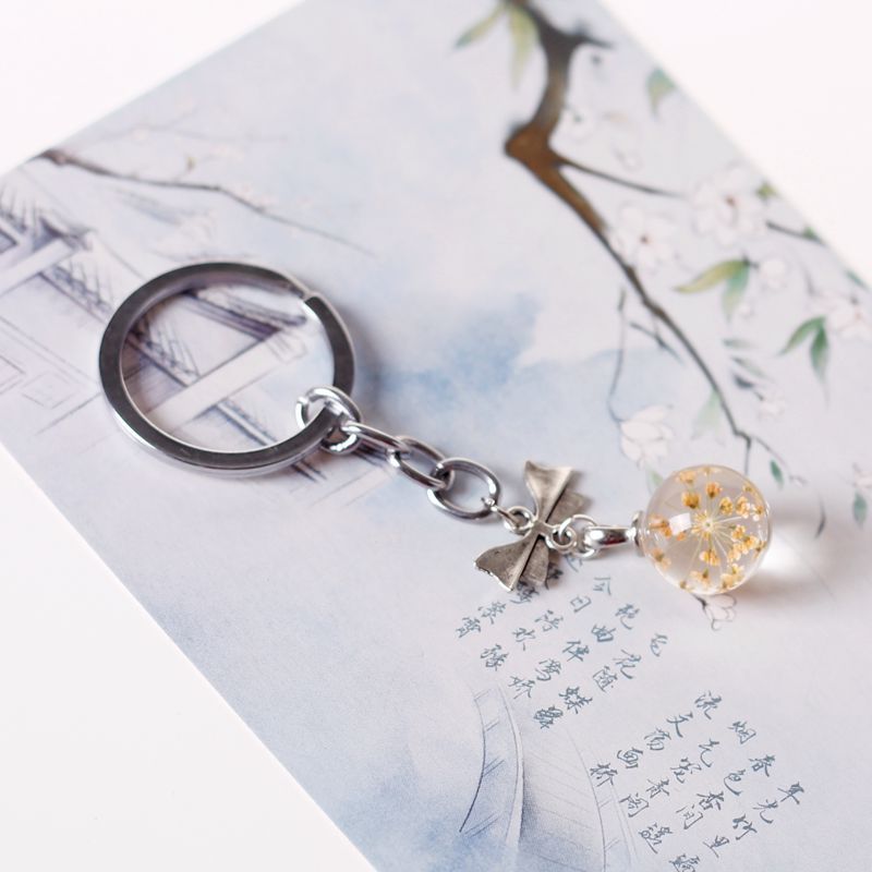 Ethnische Stil Einfache Schöne Getrocknete Blumen Glas Ball Legierung Bogen Anhänger Keychain Süße Mädchen frauen Schlüssel Tasche Zubehör