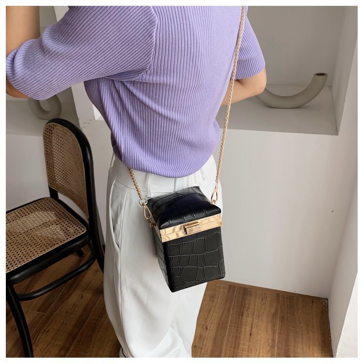 Mini crossbody tas met krokodillenmotief, hoge pu leren dames handtas, schoudertas met ketting: Zwart