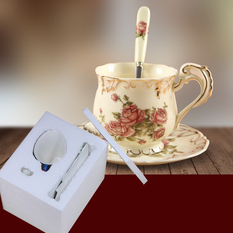 Juego de taza y platillo de café de cerámica rosa de estilo europeo, porcelana de alta calidad, tazas de té de la tarde inglesas, plato y cuchara.
