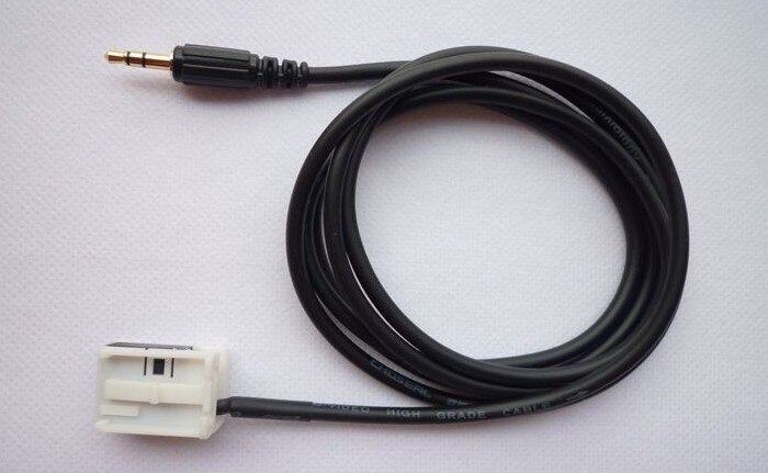 Auto Accessoire 3.5mm AUX Adapter Kabel Ingang Voor Mercedes-Benz W169 W221 Originele standaard duurzaam praktische handig