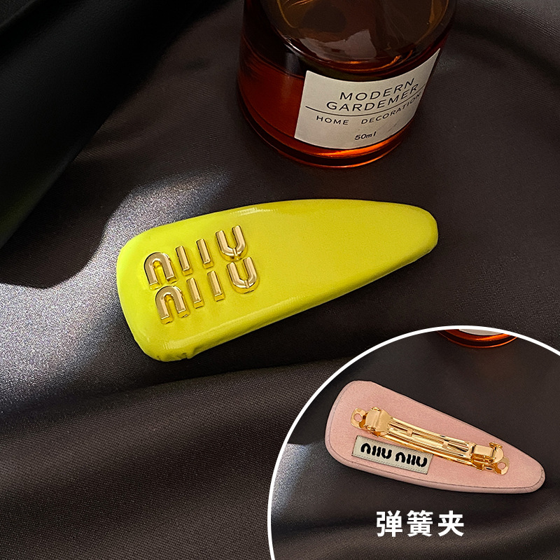 Light luxury hair clips for women, girl hair accessoires, hair pin: army green