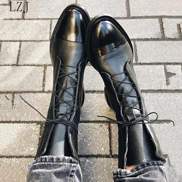 Bottes plates en cuir verni Style britannique pour femmes, belles bottes de moto noires à bout pointu,
